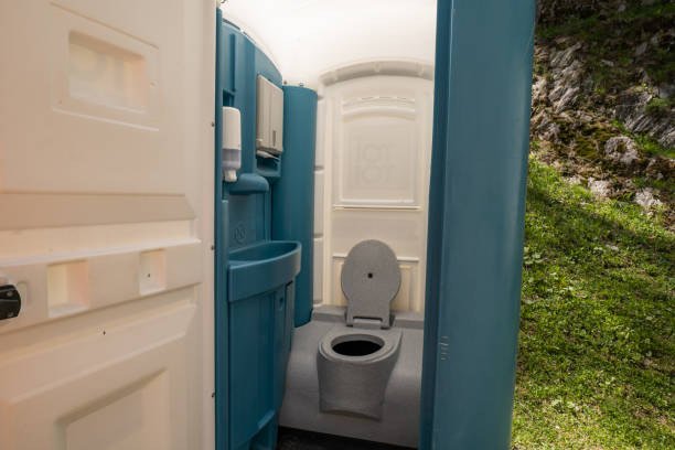 Best Emergency porta potty rental  in Milton, GA